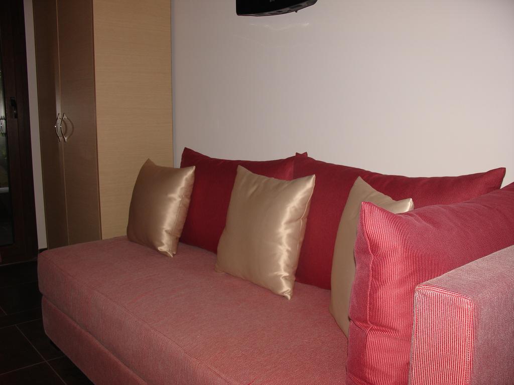Hotel Ifigenia Лептокария Екстериор снимка