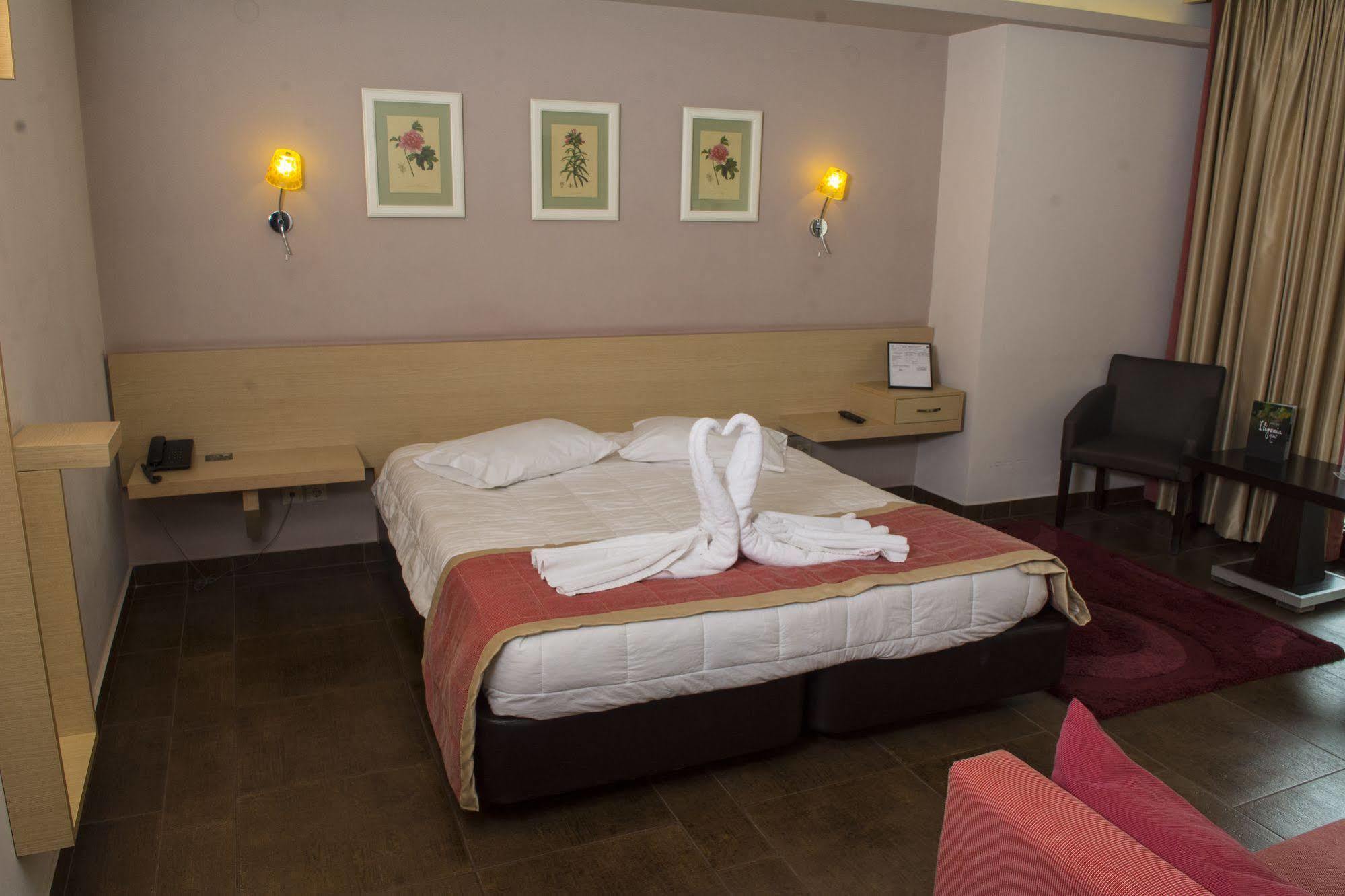Hotel Ifigenia Лептокария Екстериор снимка